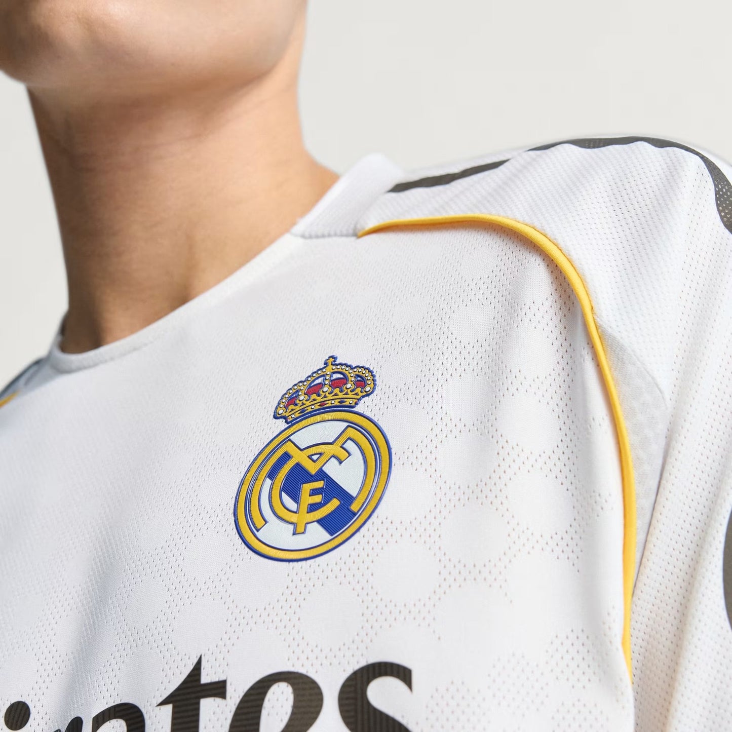Real Madrid Shirt 2025-26 Home