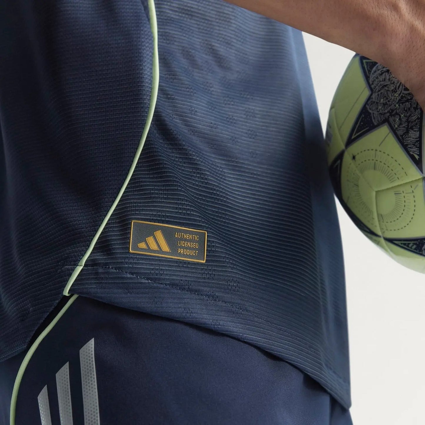 Real Madrid  Shirt 2025-26 Away
